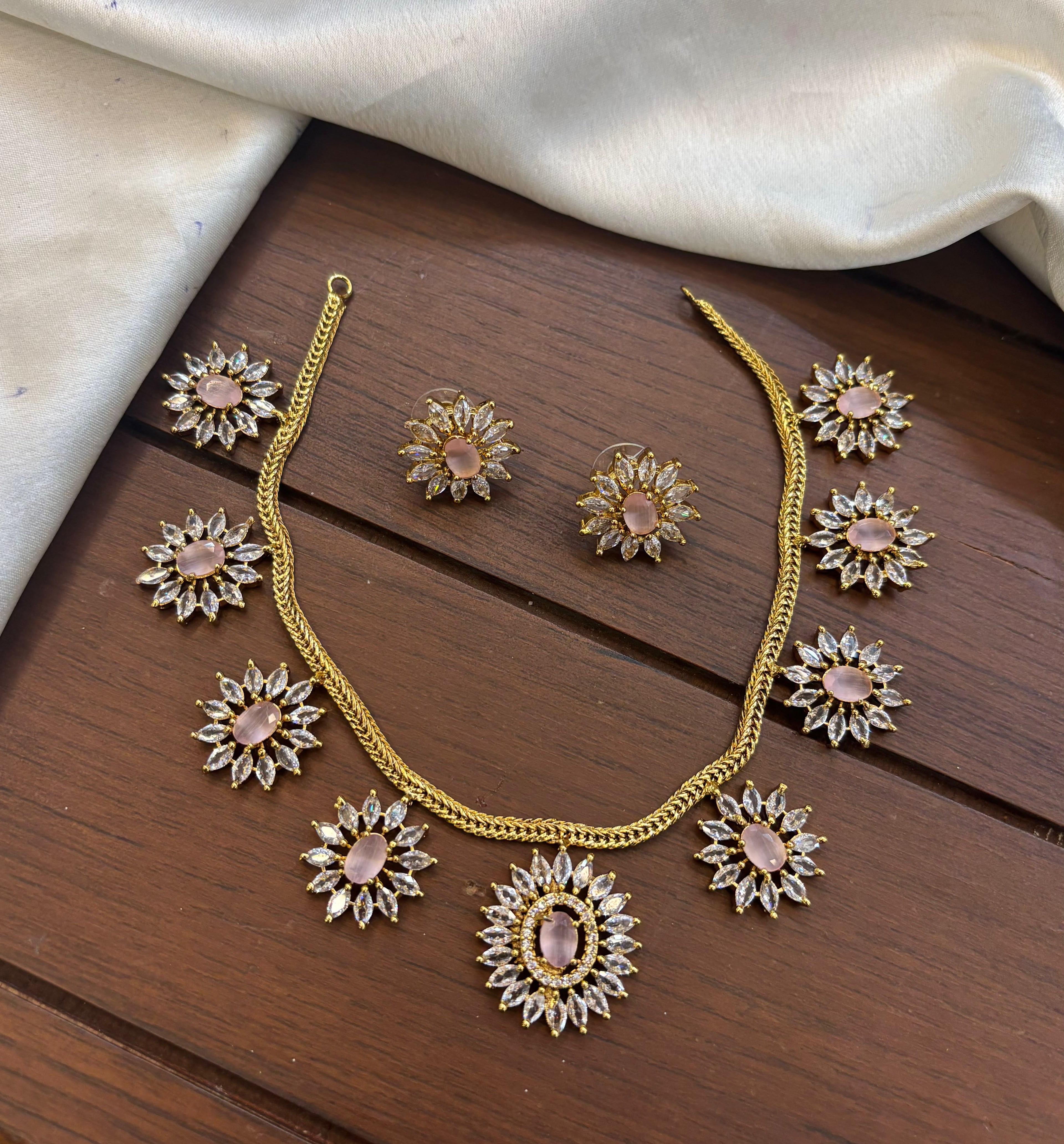 adstone-necklace-set