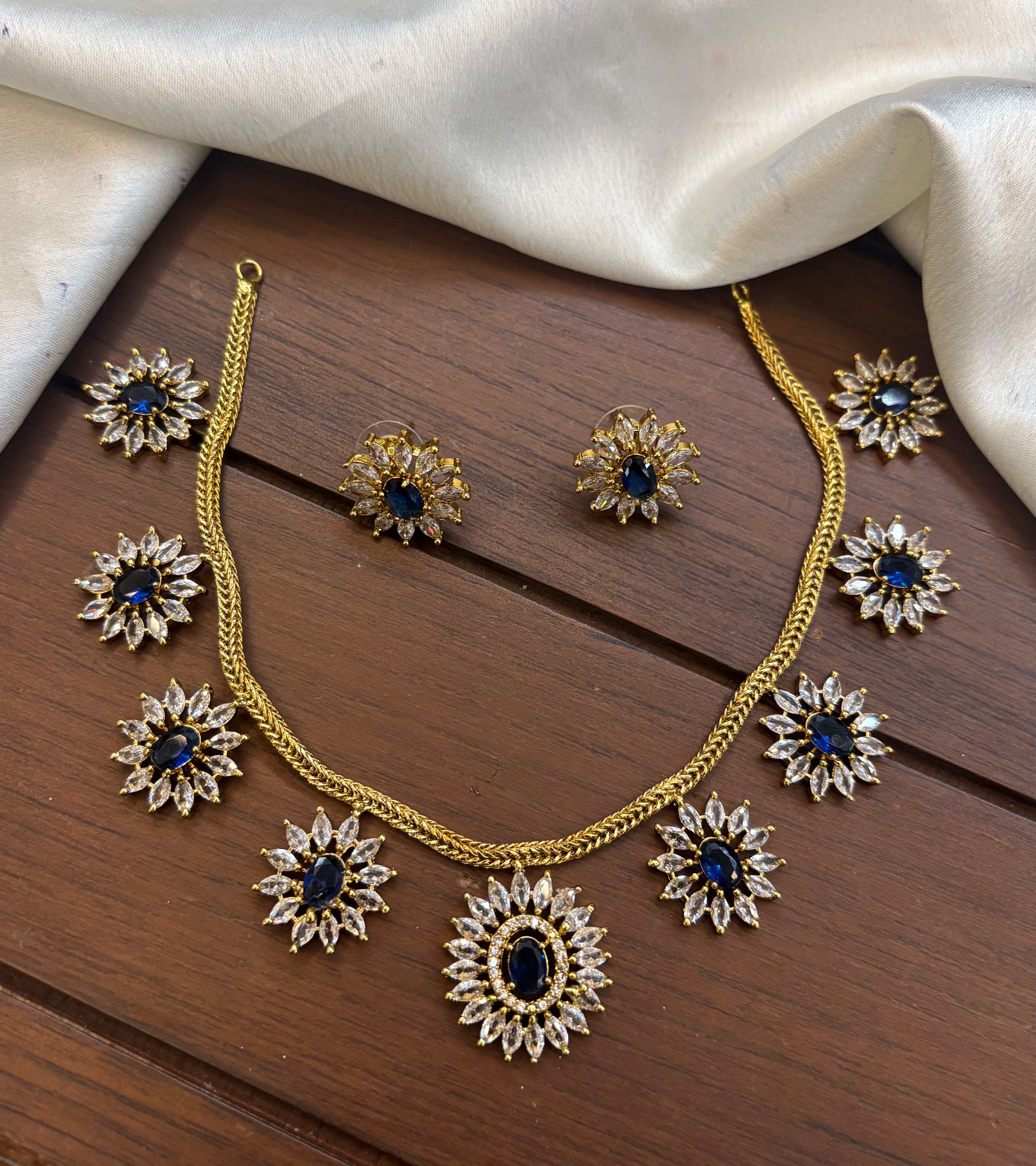 adstone-necklace-set
