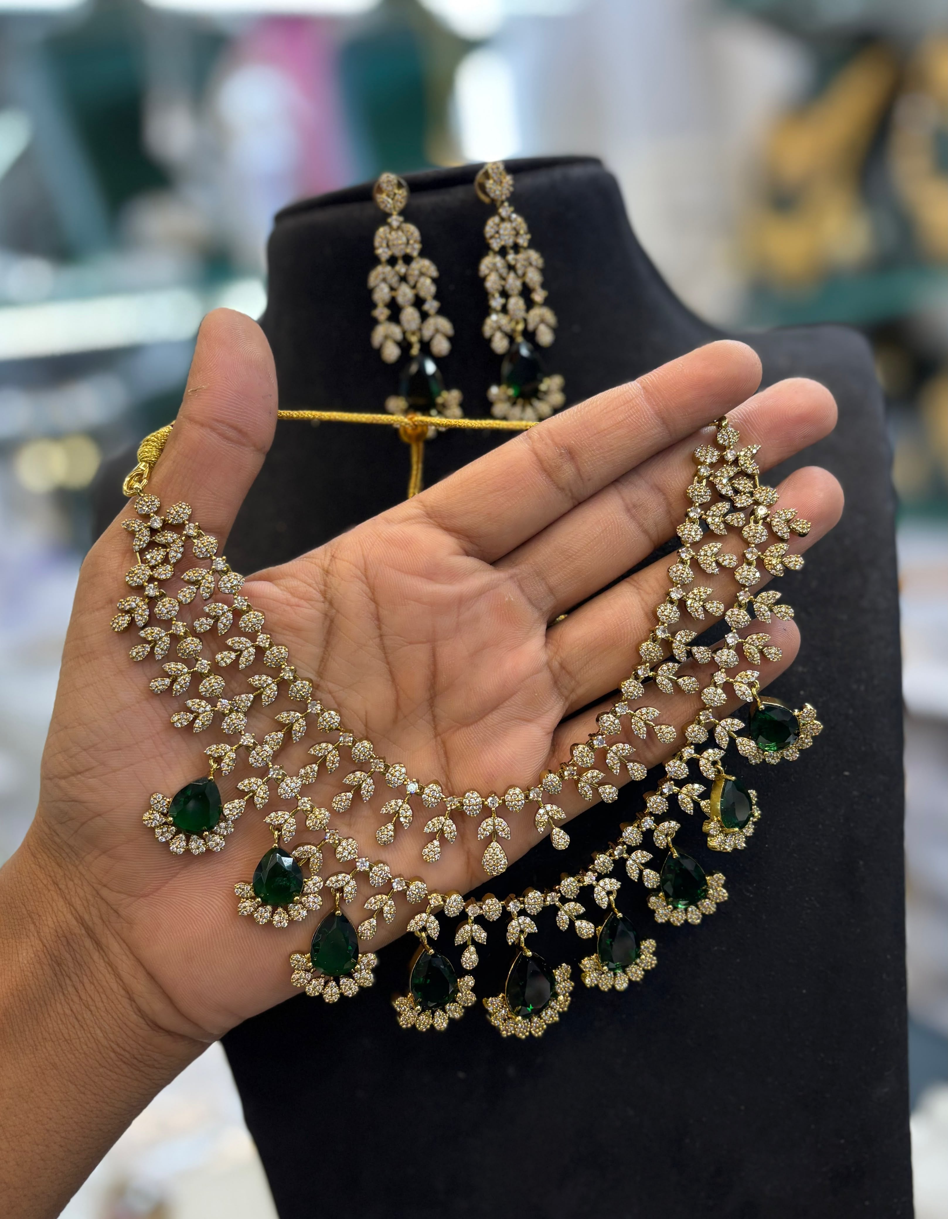 adstone-layer-necklace-set