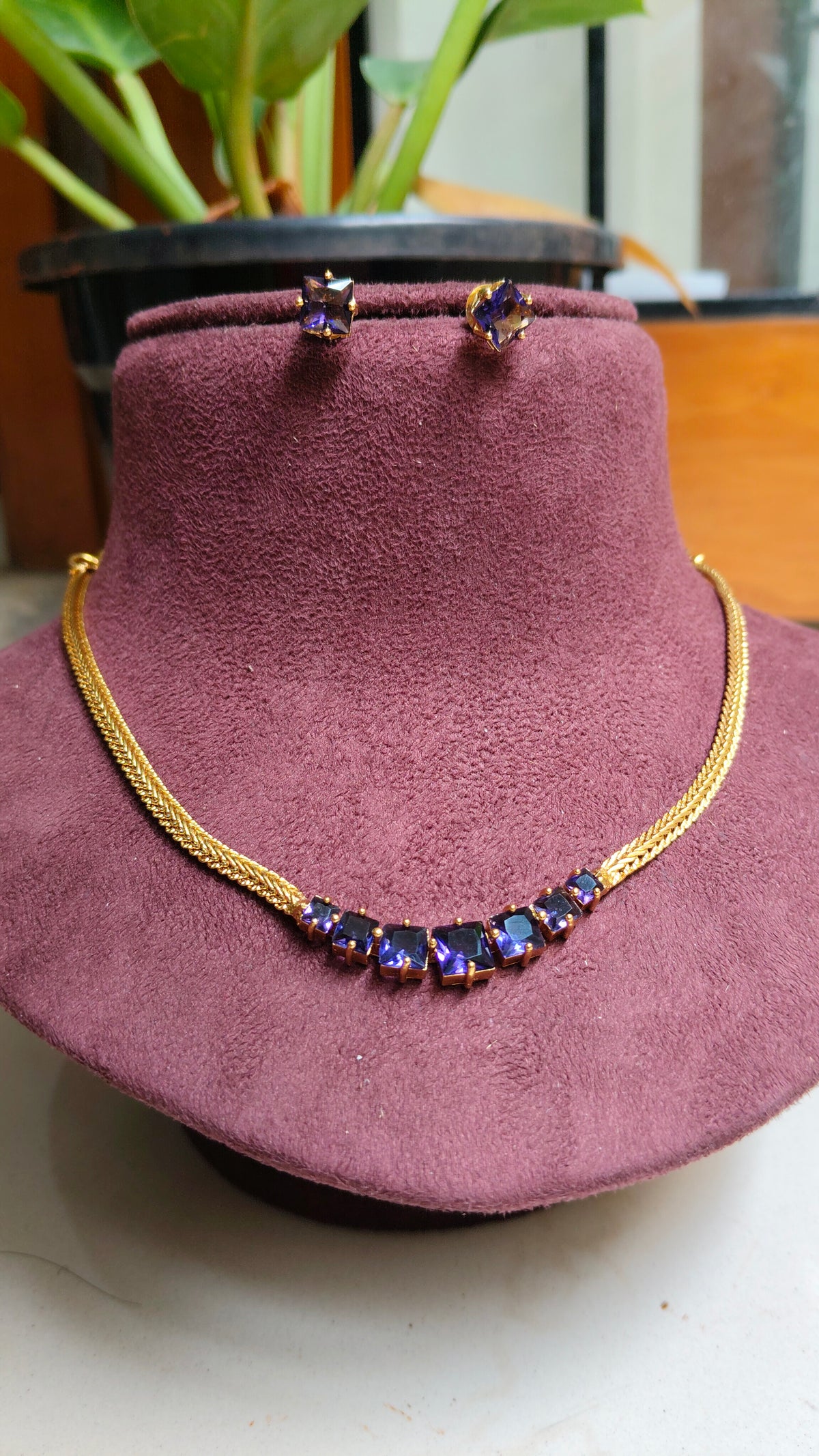 gold-finish-ad-stone-necklace-set