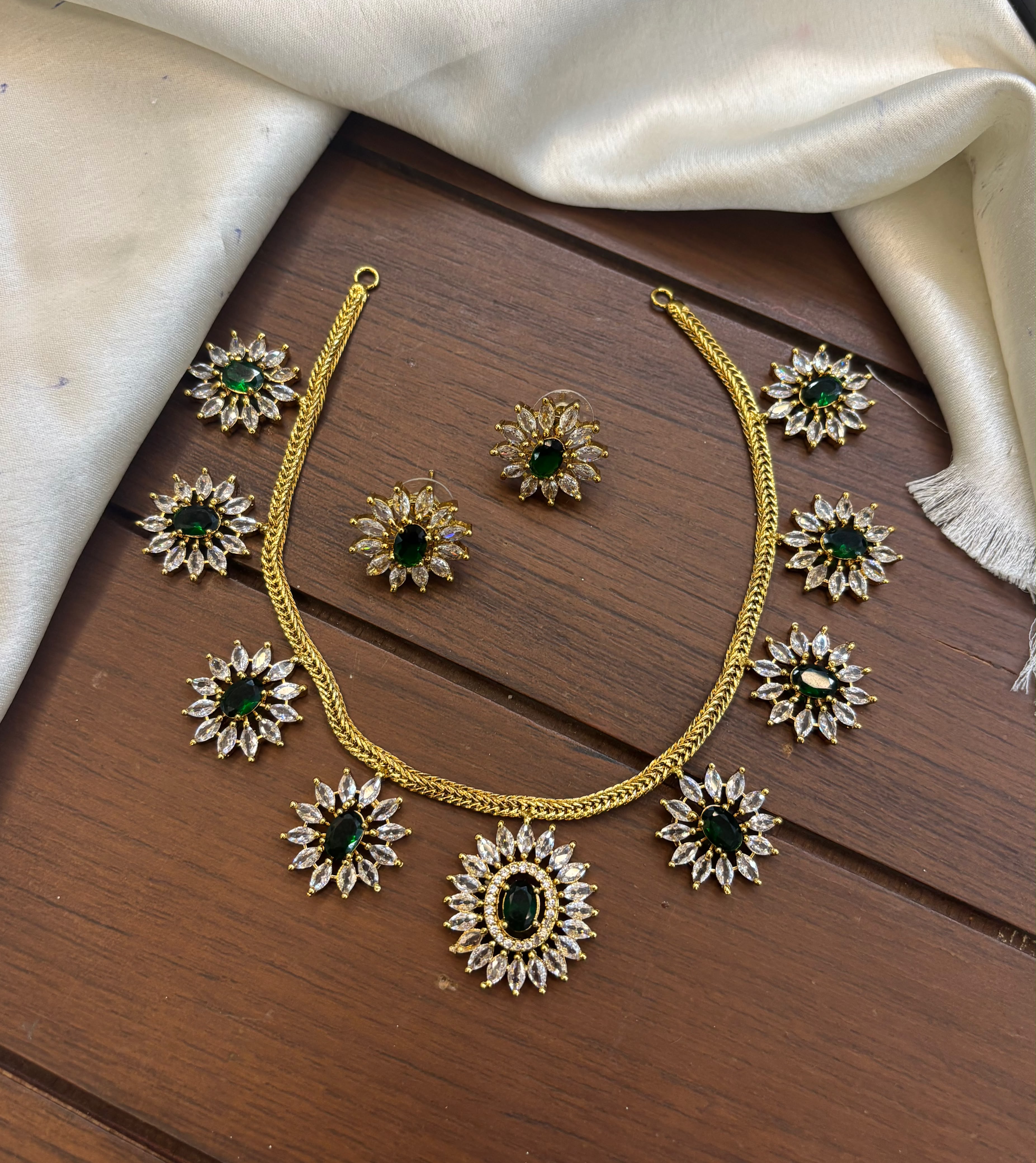 adstone-necklace-set